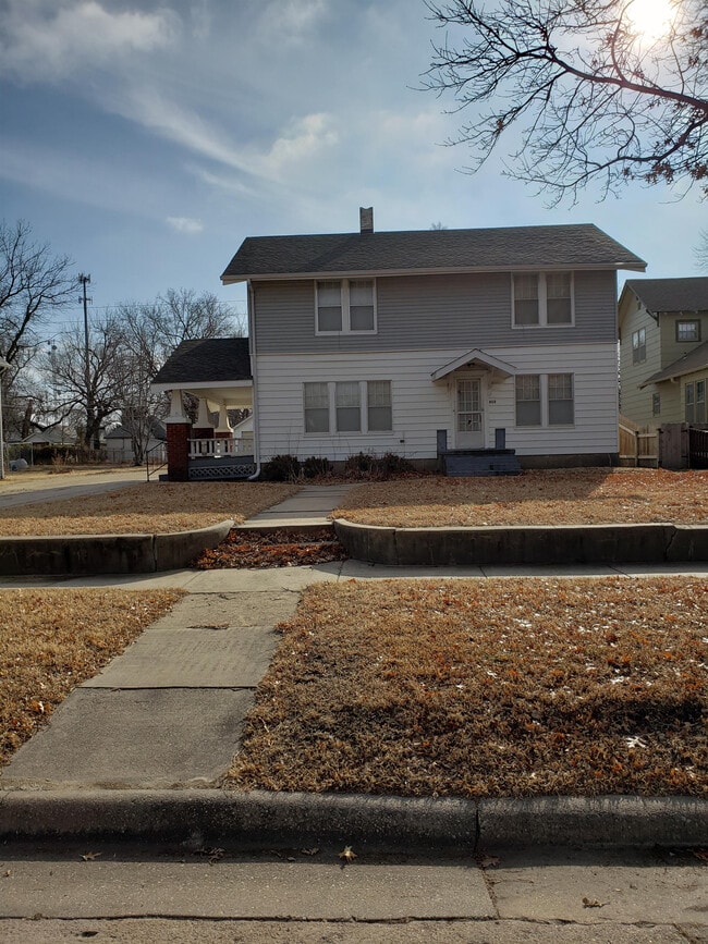 Photo - 415 W 6th St Casa