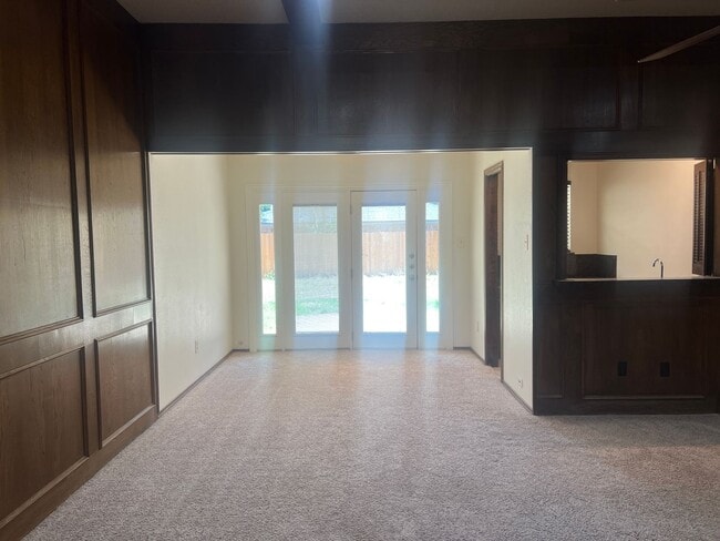 Photo - 3 bed 2 bath 2 car garage