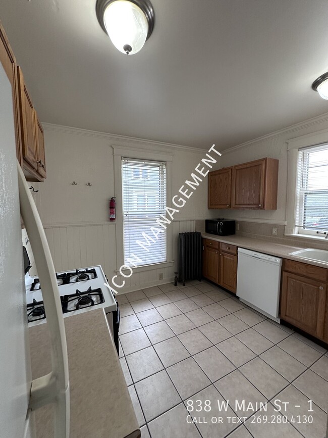 838 W Main St Unidad 1