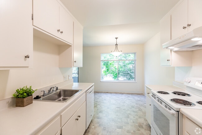 Photo - Midtown Apartments