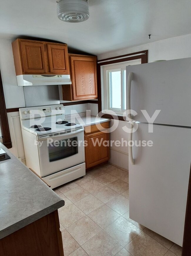 275 Maryland Ave W