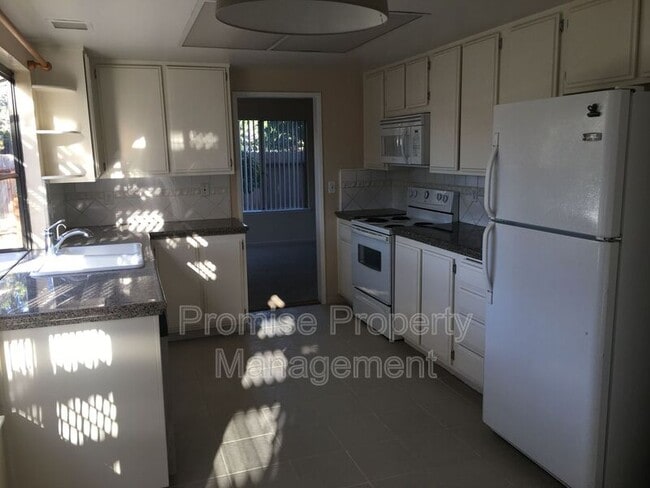 Photo - 4578 Big Sur St