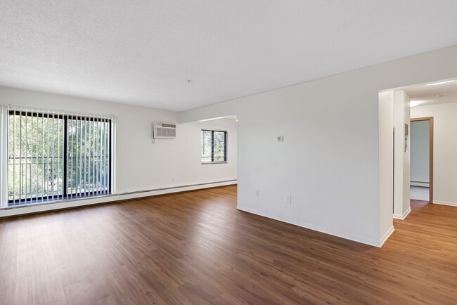 Photo - Pondview Apartments
