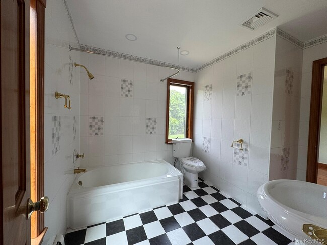 Photo - 227 Beverly Rd
