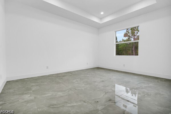 Photo - 3005 52nd St W