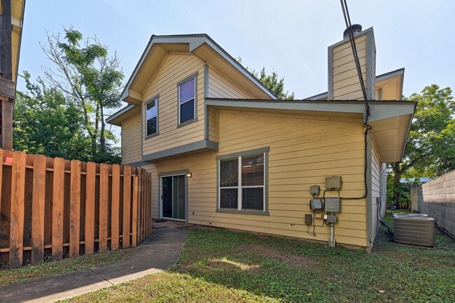 Photo - 5304 Evans Ave