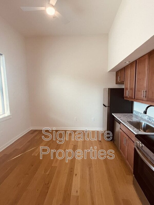 Photo - 712 High St Unit Apt 4