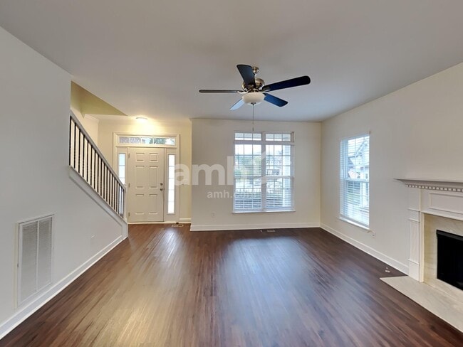 Photo - 710 Norwood Ct