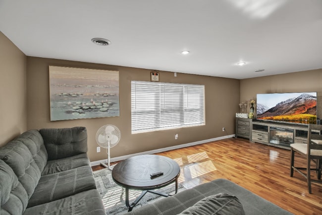 Photo - 20 South St Unit 2