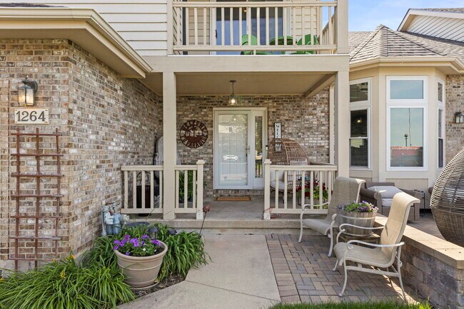 1264 Bellevue Dr