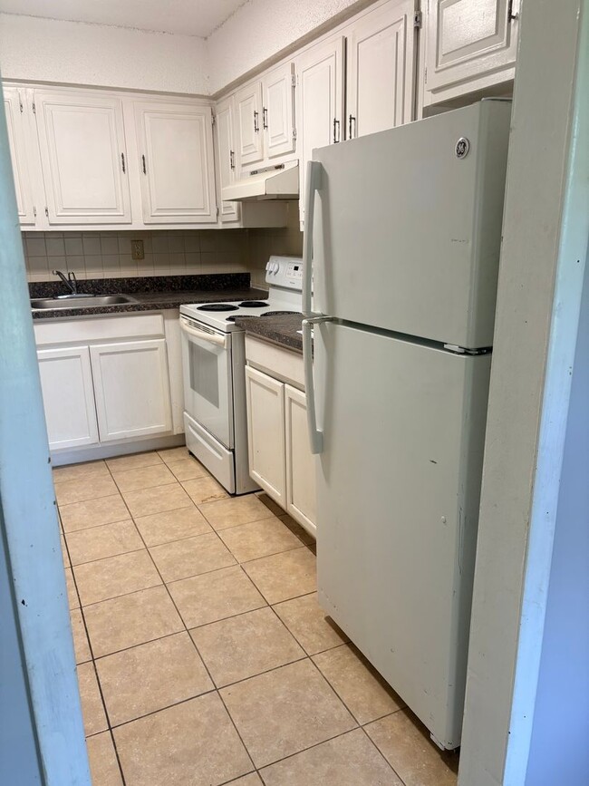 Photo - 2 Bedroom Condo in Burnt Tavern Manor Brick