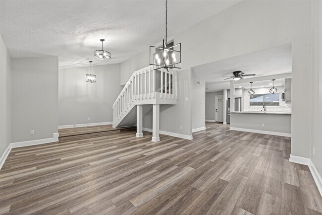 Photo - 16222 Cypress Point Dr