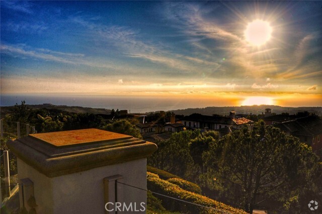 Building Photo - 2 Via Avoria Rental