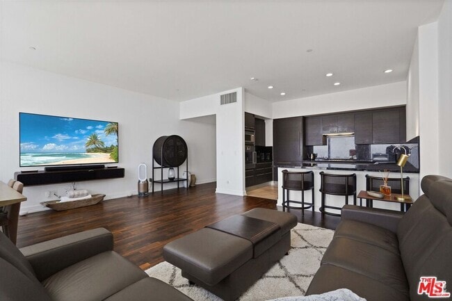Building Photo - 900 W Olympic Blvd Unit 39D Rental