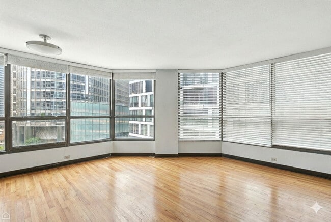 Photo - 405 N Wabash Ave Unit 206