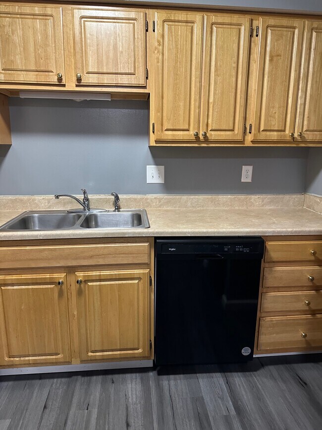 Photo - 3593 Scarberry Dr