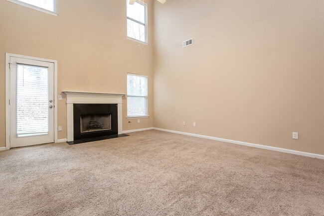 Photo - 4202 Cedar Tree Run