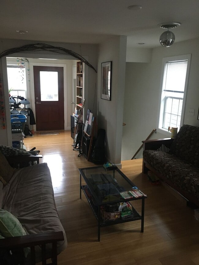 Photo - 205-207 N. Ingersoll Street Unit 207 N. Ingersoll Street