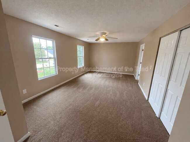 Photo - 7 Loblolly Ct
