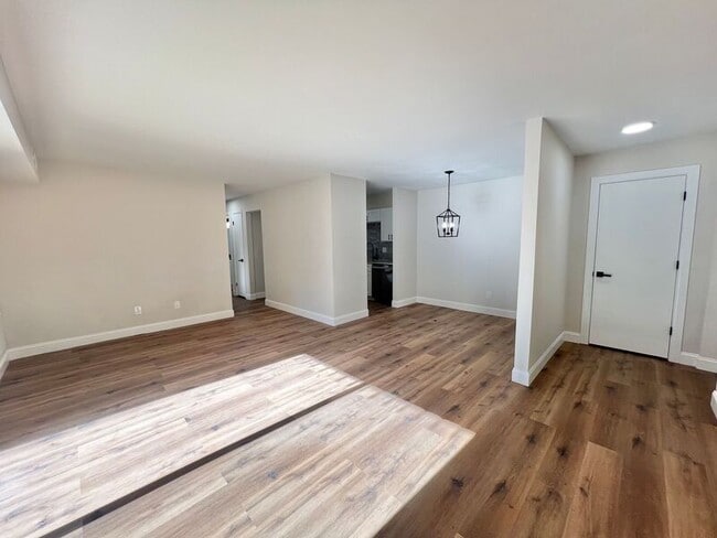 Photo - 1014 Sandlin Pl Unit B