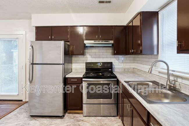 Photo - 2108 Madison Ave