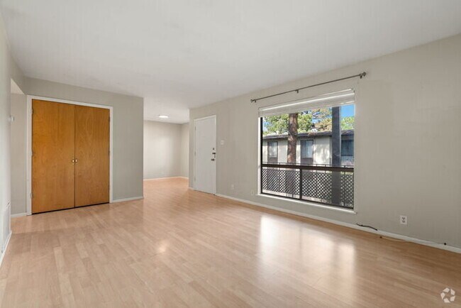 Building Photo - 1601 Pennsylvania St NE Unit R-16 Rental