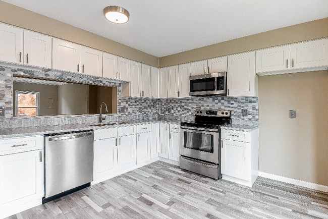 Photo - 5327 Kindlewood Dr