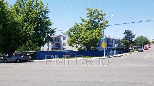 Building Photo - 2555 Clear Acre Ln Unit Apt 79-1