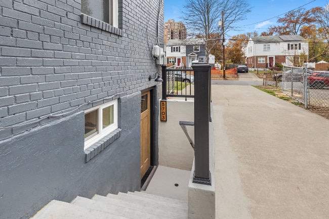 Photo - 5703 Fenwick Dr