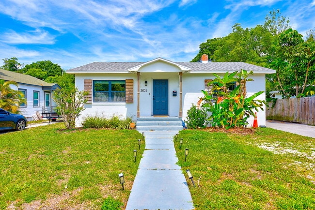 2631 15th Ave N Unit 2