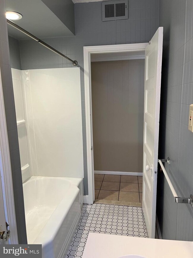 Photo - 116 Haddon Ave