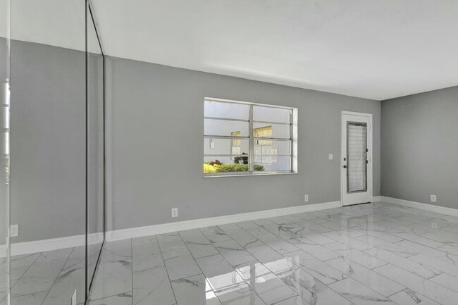 Photo - 152 Burgandy Way Unit 152