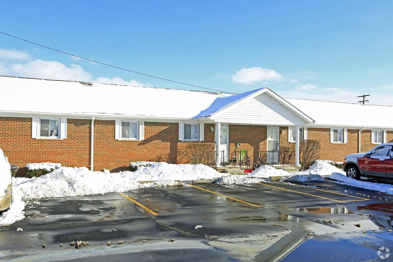 Margo Manor - Margo Manor