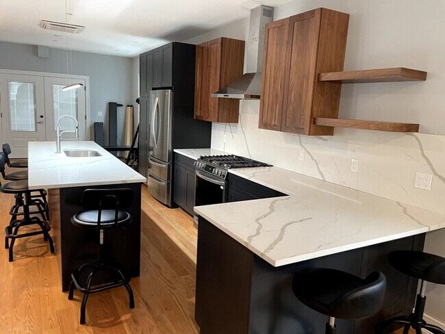 Photo - 10 Annapolis St Unit ID1355133P