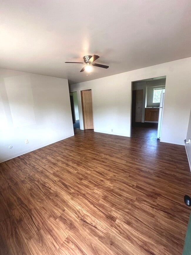 Photo - 25731 W Bridge St