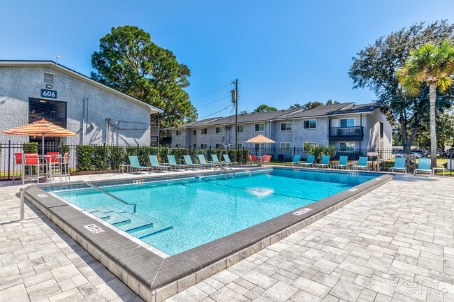 Elevate at 604 West - Elevate at 604 West Apartments
