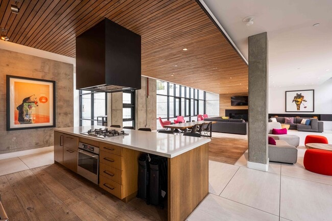 Building Photo - Alchemy Rental