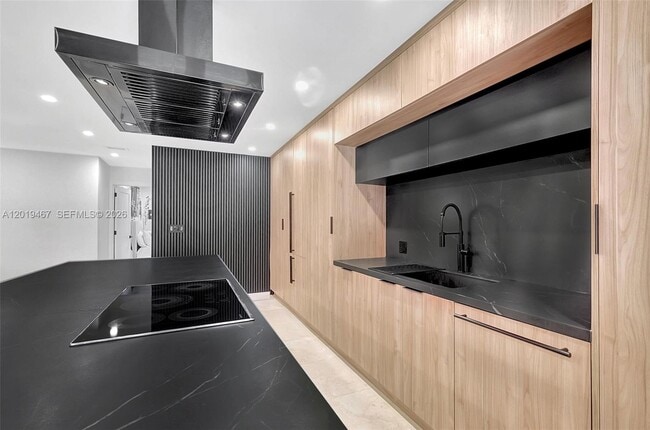 Photo - 7711 Miami View Dr