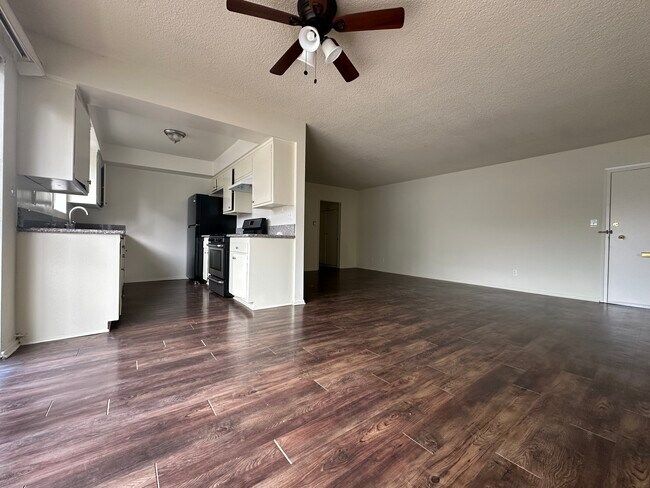 10006 Palms Blvd