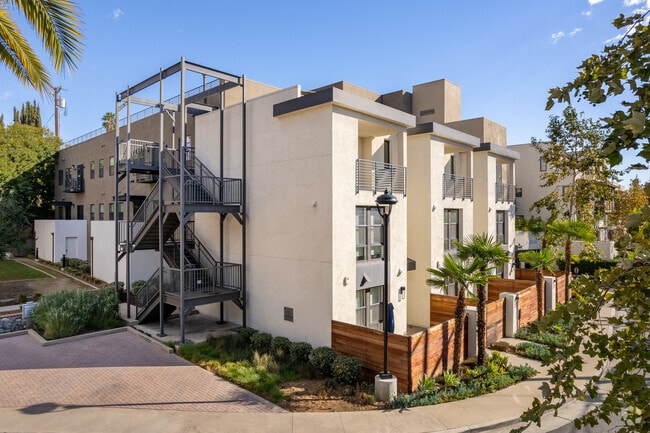 Photo - EightTwenty Mission Residences