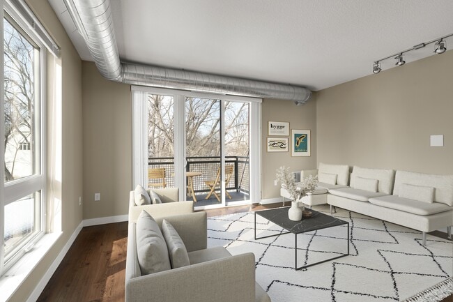 Photo - Be @ Axon Green