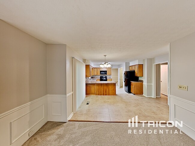 Photo - 1720 Ridgefield Dr