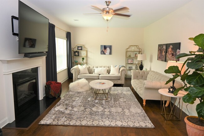 4 bedroom 2.5 bath - 4 bedroom 2.5 bath Casa