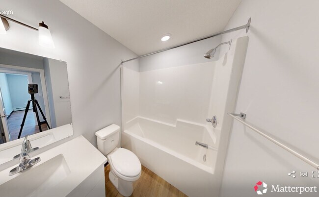 Photo - Eastgate Apartments