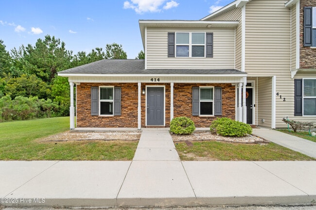 Building Photo - 414 Glenhaven Ln Rental