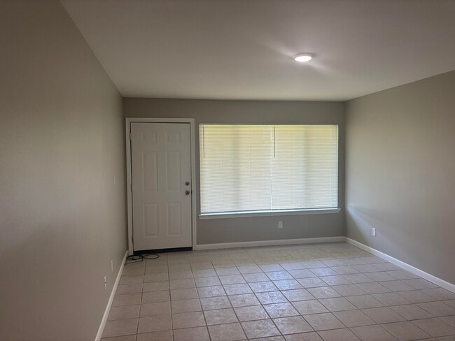 Photo - 210 Pelham Rd Unit 102C