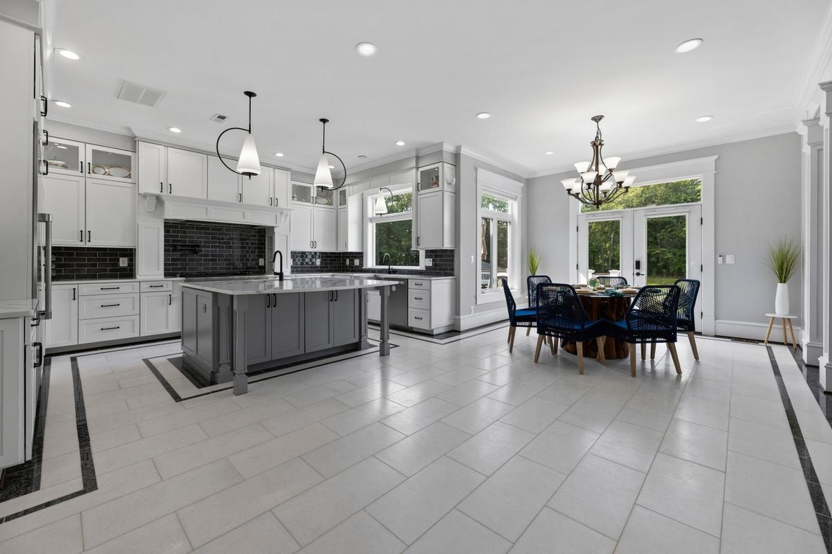Photo - 14612 Bristow Rd