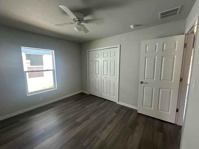 Photo - 1468 Las Villas Blvd