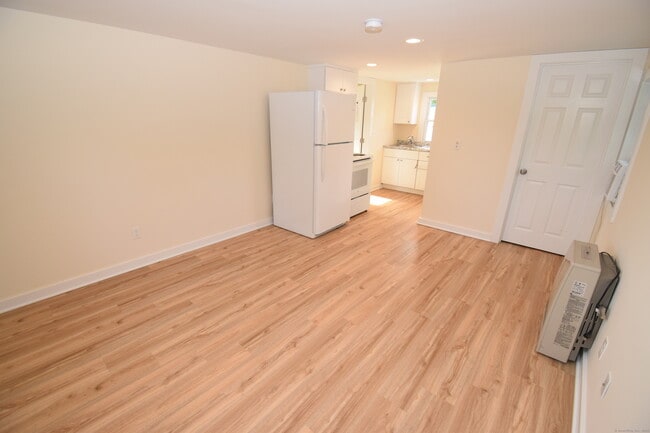 Photo - 37 Dudley Ln