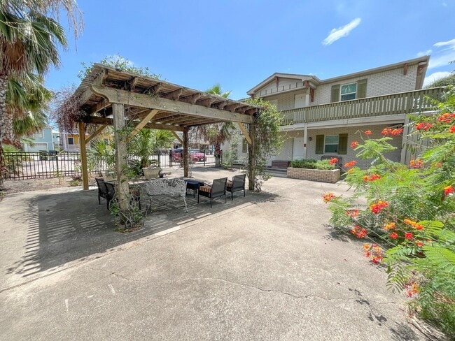 Photo - 1820 Avenue O 1/2 Unit 8